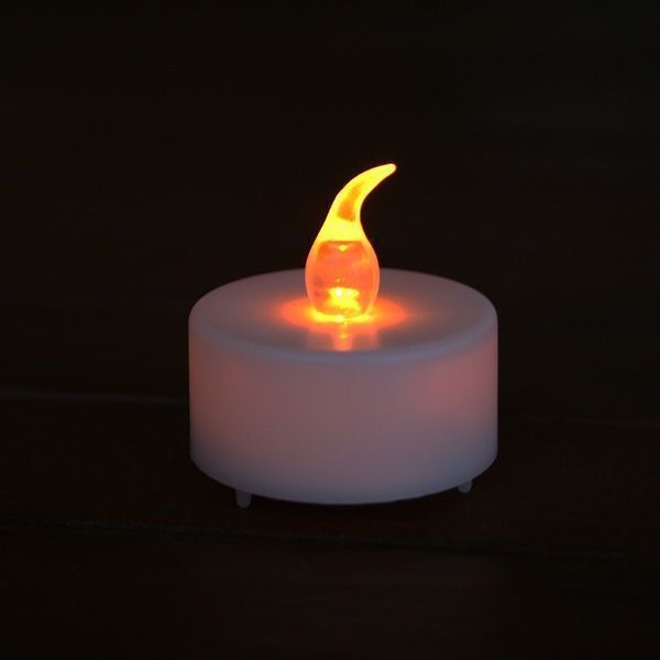 24 Yellow Led Candles Flame Effect