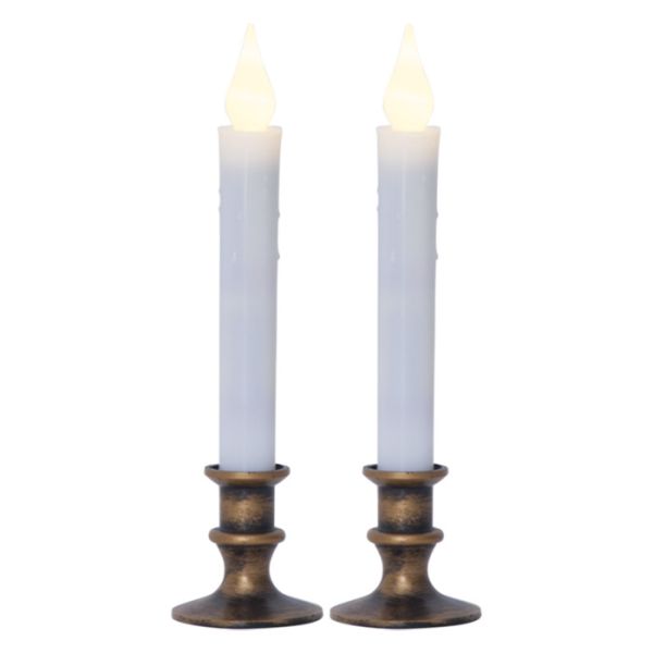 2 candele a fiamma LED con i loro candelieri