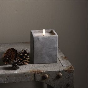 Bougie LED en cire Effet Beton avec flamme vacillante 11cm