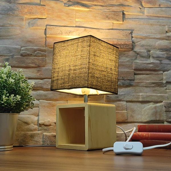 Lampe de chevet et table a poser Bois E14 30cm BRAGI avec son Ampoule LED 4,9W Filament
