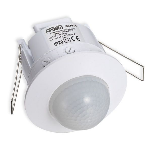 Built-in 360 ° infrared motion detector IP20