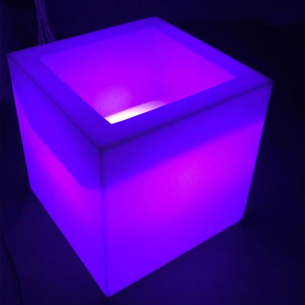 Cube lumineux creux secteur